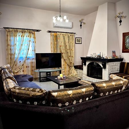 הוילה Fratsia Vretti'S House מראה חיצוני תמונה