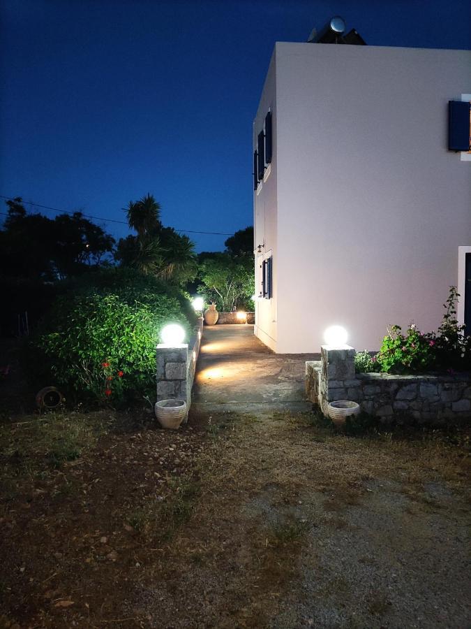 הוילה Fratsia Vretti'S House מראה חיצוני תמונה